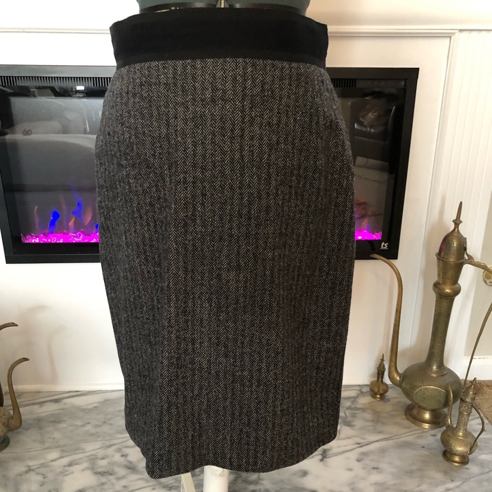 Elie Tahari Skirt - Size 8